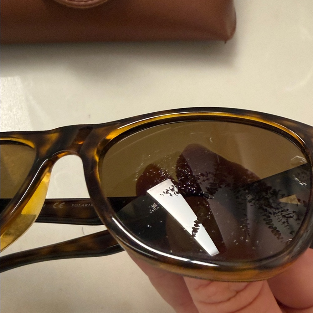 Ray-Ban RB4184 Polarized Unisex New Wayfarer Tortoise Shell Sunglasses - Picture 3 of 8